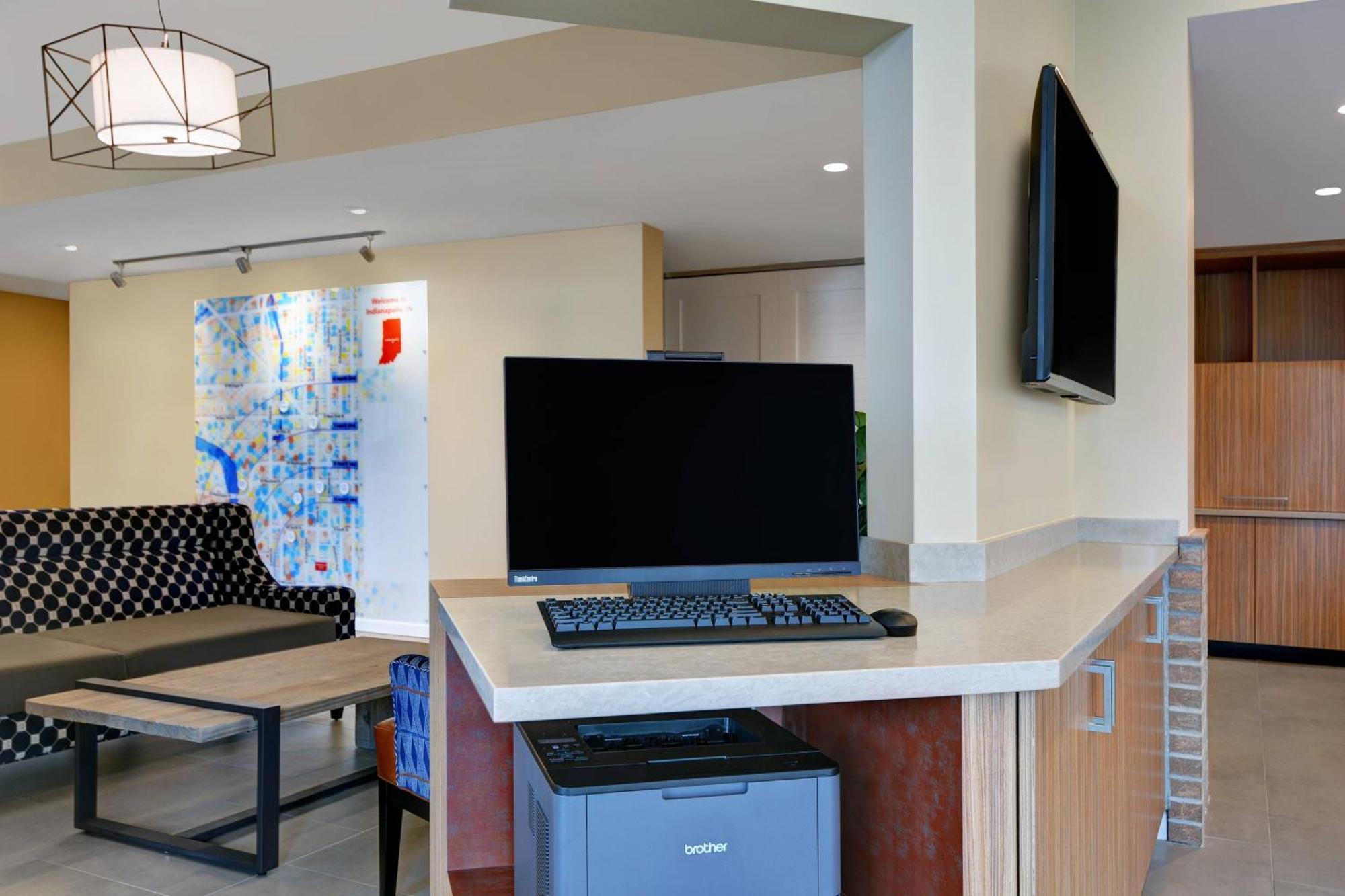Towneplace Suites By Marriott Indianapolis Downtown Экстерьер фото