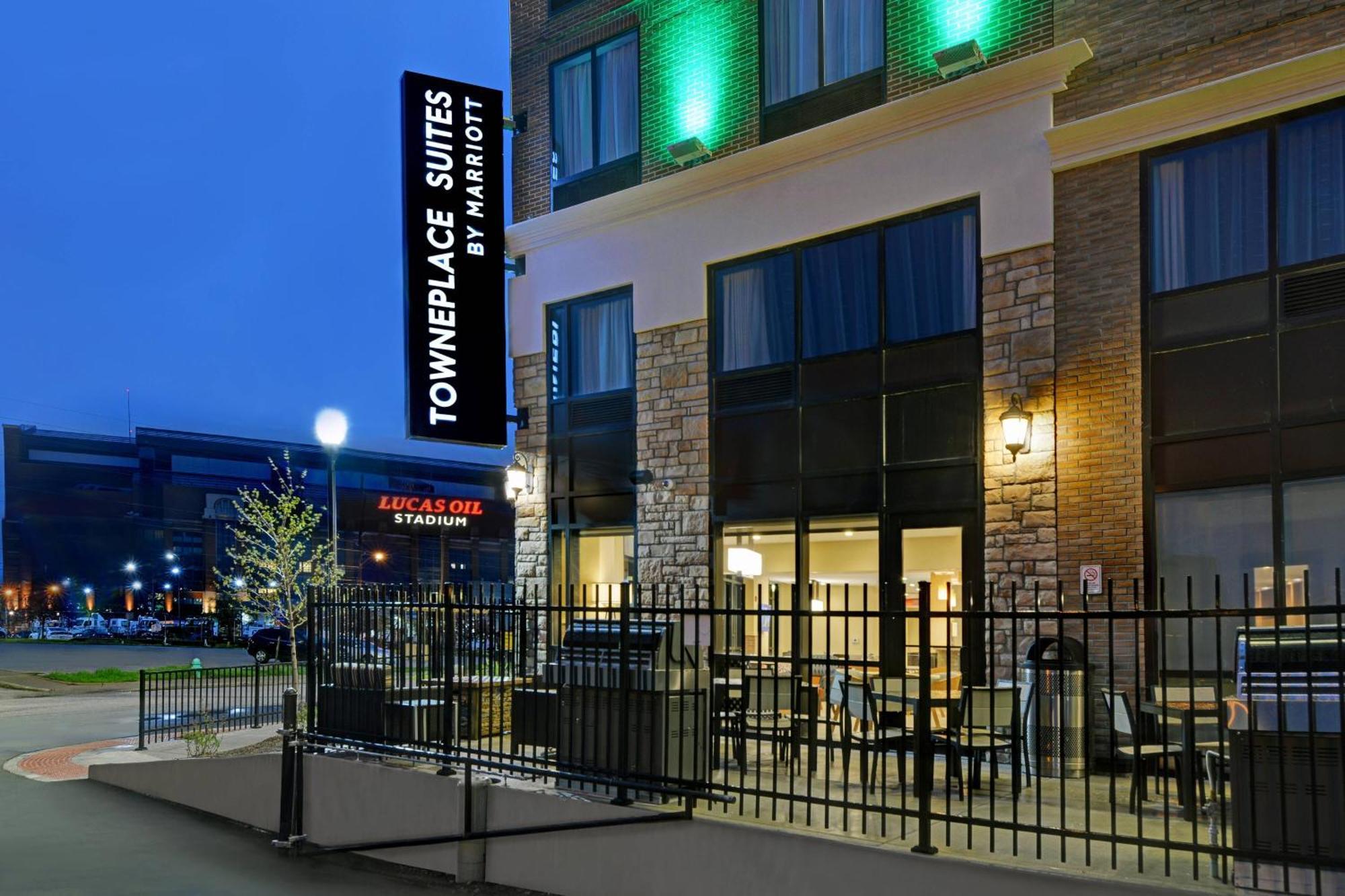 Towneplace Suites By Marriott Indianapolis Downtown Экстерьер фото